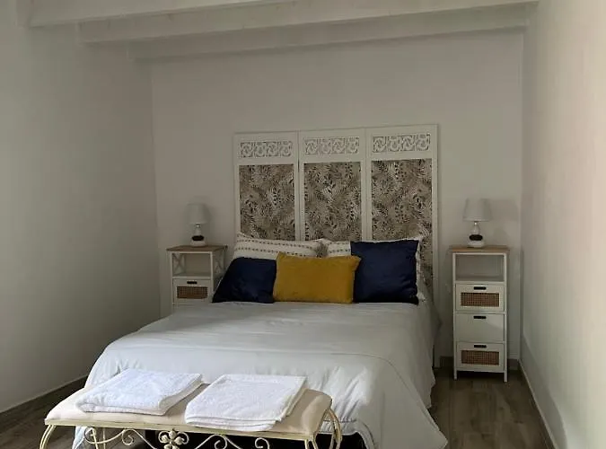 Hébergement de vacances Amplia Casa Con Jardin A Un Paso Del Centro De *