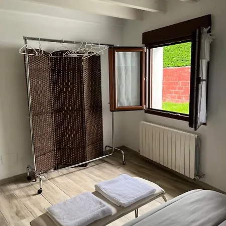 Amplia Casa Con Jardin A Un Paso Del Centro De Сантандер